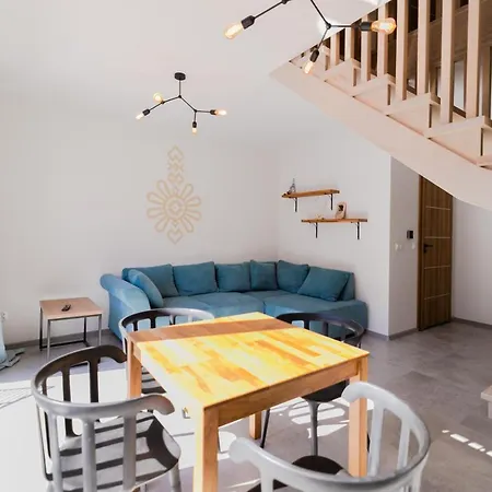 Solisko Z Widokiem Na Trase Narciarska - Dream