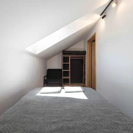 Solisko Z Widokiem Na Trase Narciarska - Dream Щирк